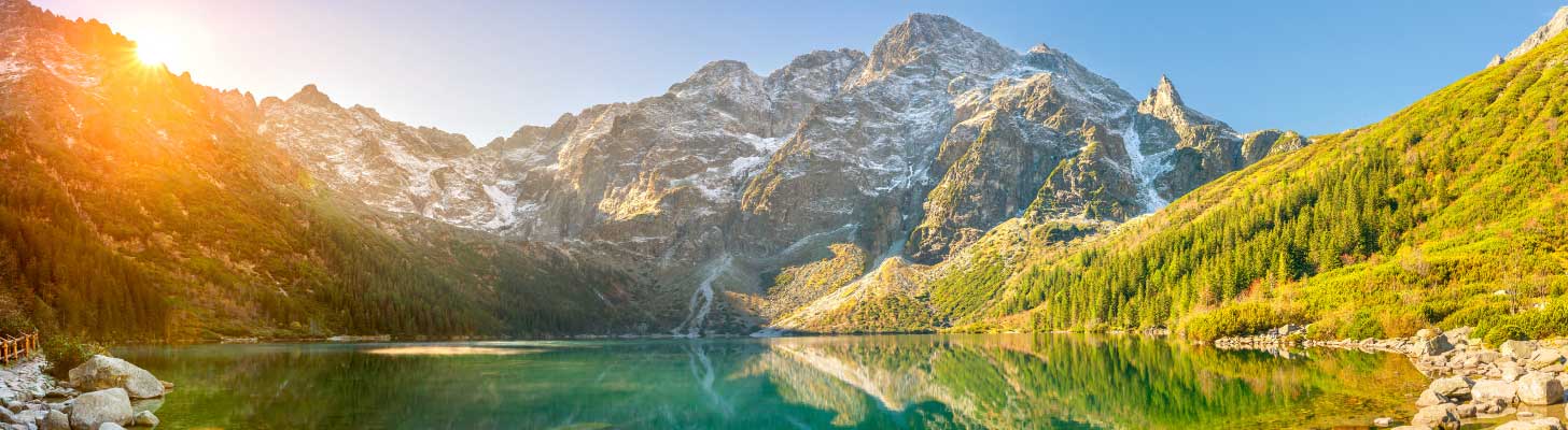 Lake & mountains in the Tatra National Park in Poland