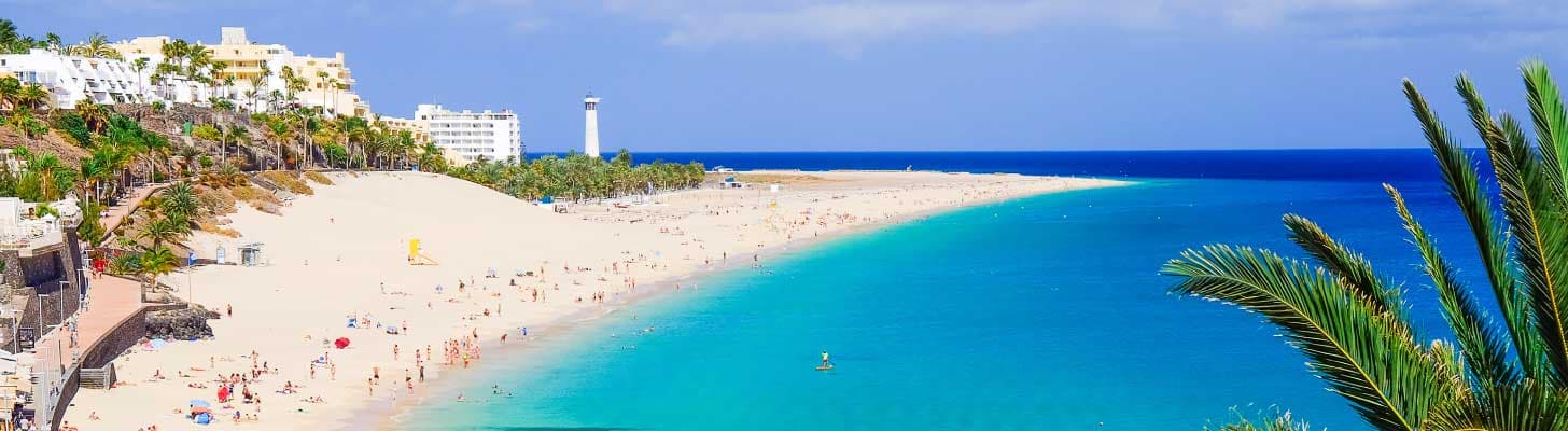 White sands & turquoise seas of the beach at Playa Morro Jable, Fuerteventura