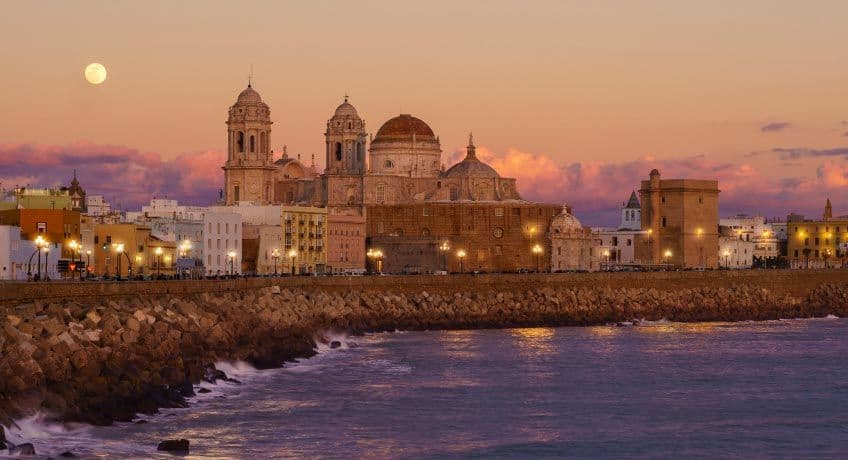 Cathedral of Cadiz at dusk