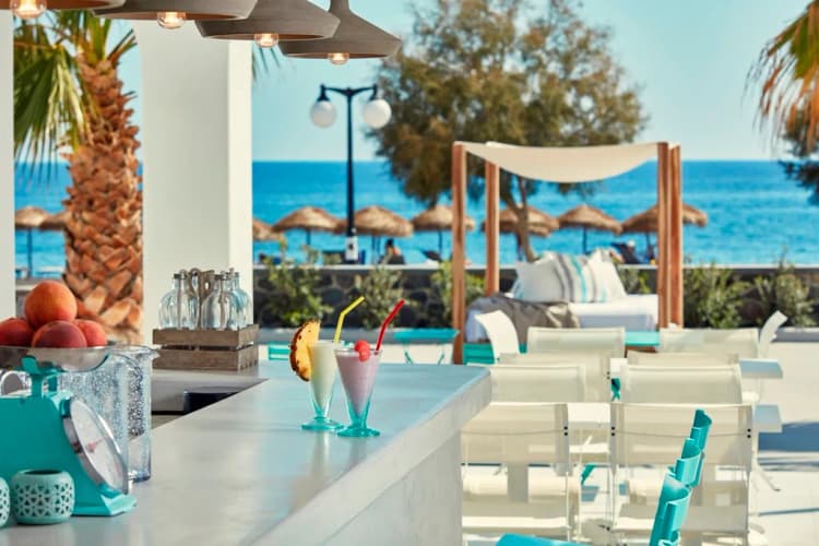 Bar, Aqua Blue Beach Hotel, Santorini