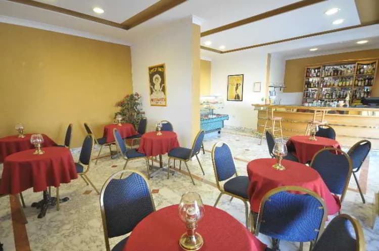 Bar, Soreda Hotel, Malta