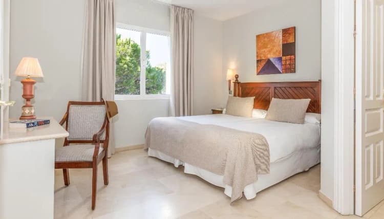 APARTMENT CAPACITY 6 TWO BEDROOMS Room, Ona Alanda Club Marbella, Costa Del Sol