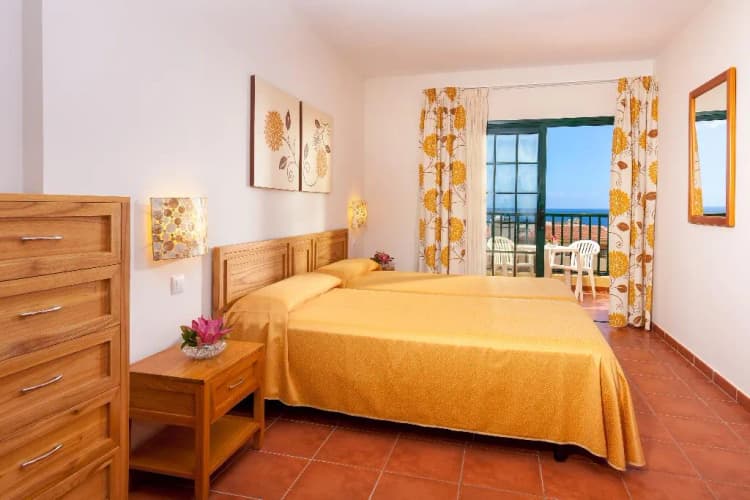 APARTMENT CAPACITY 3 ONE BEDROOM Room, GF Isabel, Tenerife