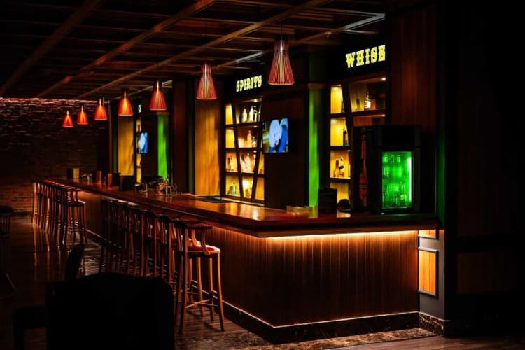 Bar, Side Premium, Antalya