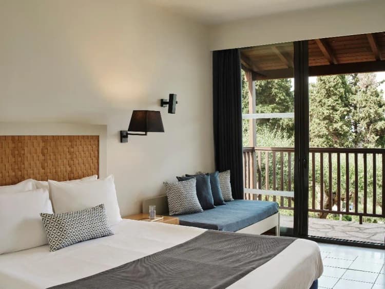 BUNGALOW GARDEN VIEW Room, Aeolos Beach Resort, Corfu