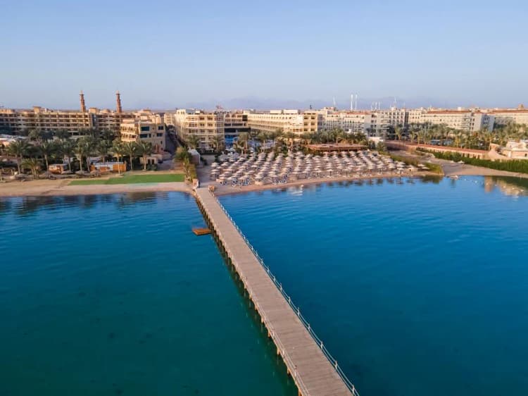 Beach, AMC Royal Hotel & Spa, Red Sea Riviera